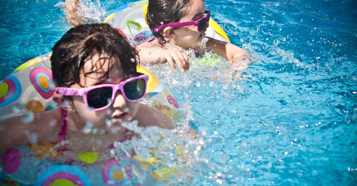 Infezioni estive al mare e in piscina - come prevenirle e come nutrirsi al meglio