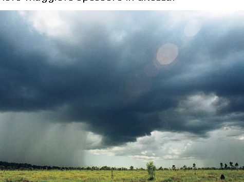 Perché sono scure le nubi temporalesche?