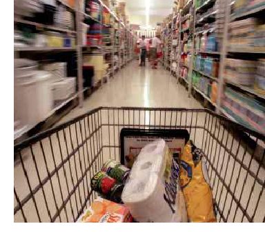 Domanda: caduta al supermercato, c'è risarcimento?