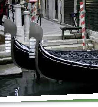 Rubano una gondola per tornare in albergo