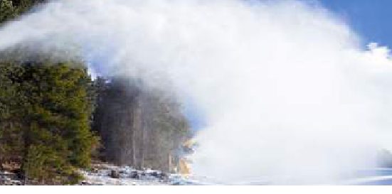 Come si forma la neve artificiale?