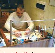Visita in un laboratorio artigianale