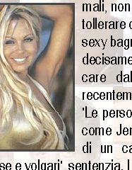 Pamela Anderson: J. Lo? Un'idiota...