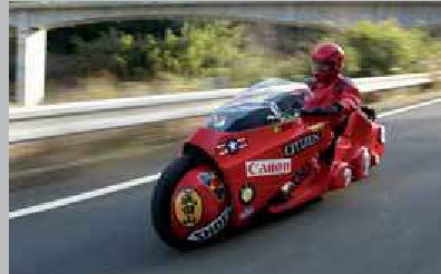 Akira replica, dai manga alla beneficenza